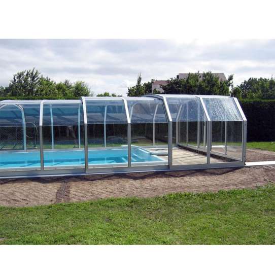 WDMA Glass House For Pool